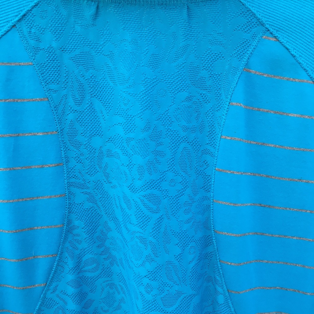 Colorful jacket - Picture 3 of 3